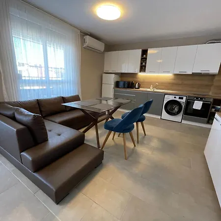 63 Pomorie